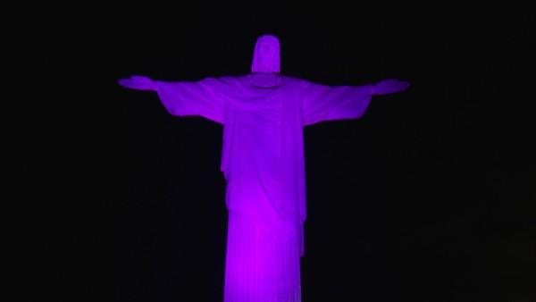 Com projeção no Cristo Redentor, campanha Verificado da ONU se une ao enfrentamento da violência contra mulheres