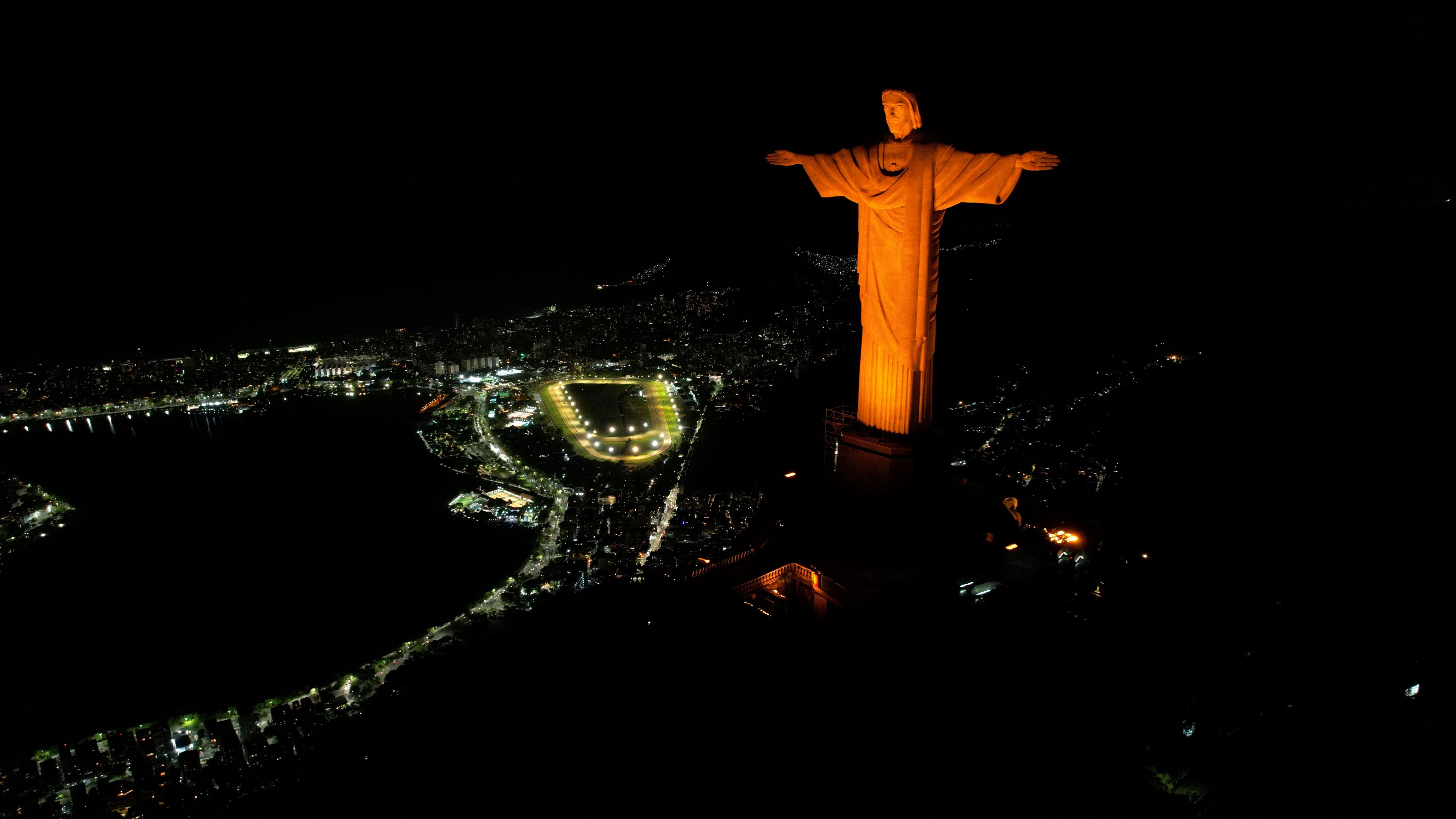 Le Creuset promove jantar especial, iluminação do Cristo Redentor e abertura de flagship