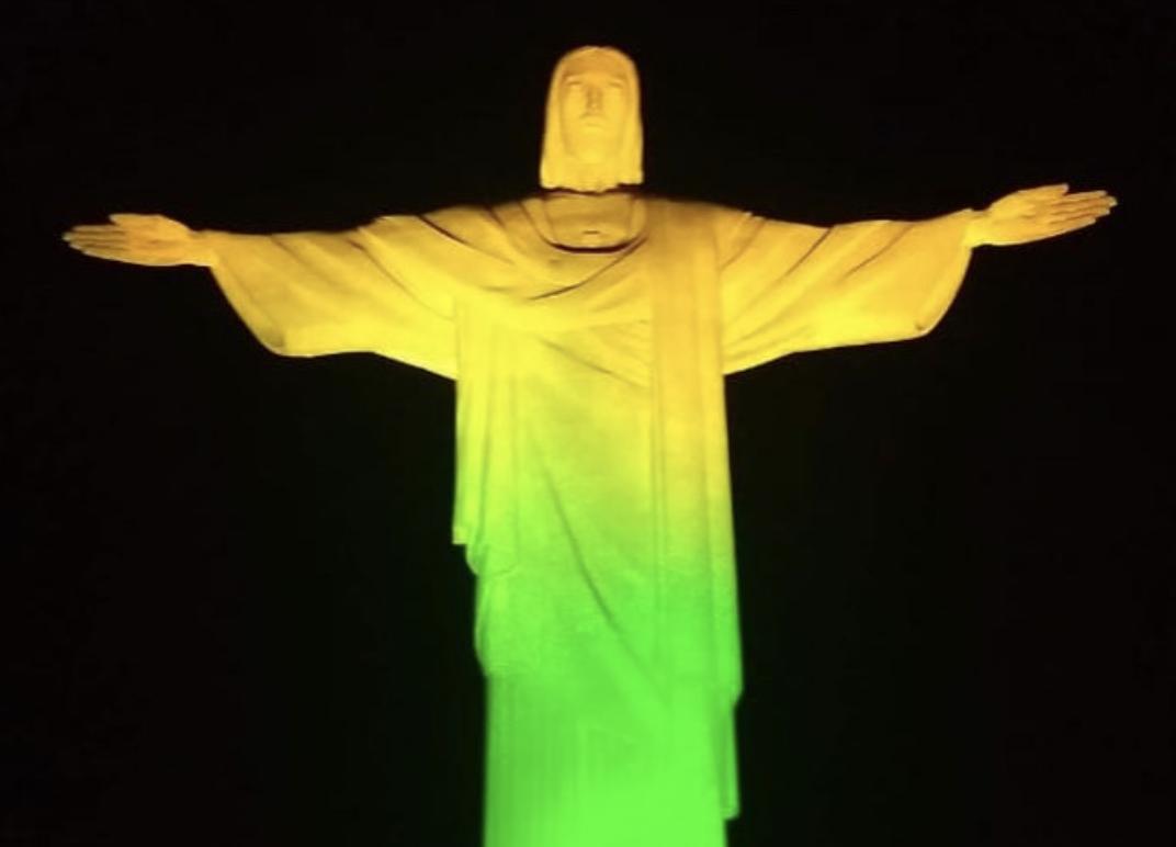 Principais atrativos turísticos do Rio recebem iluminação especial
