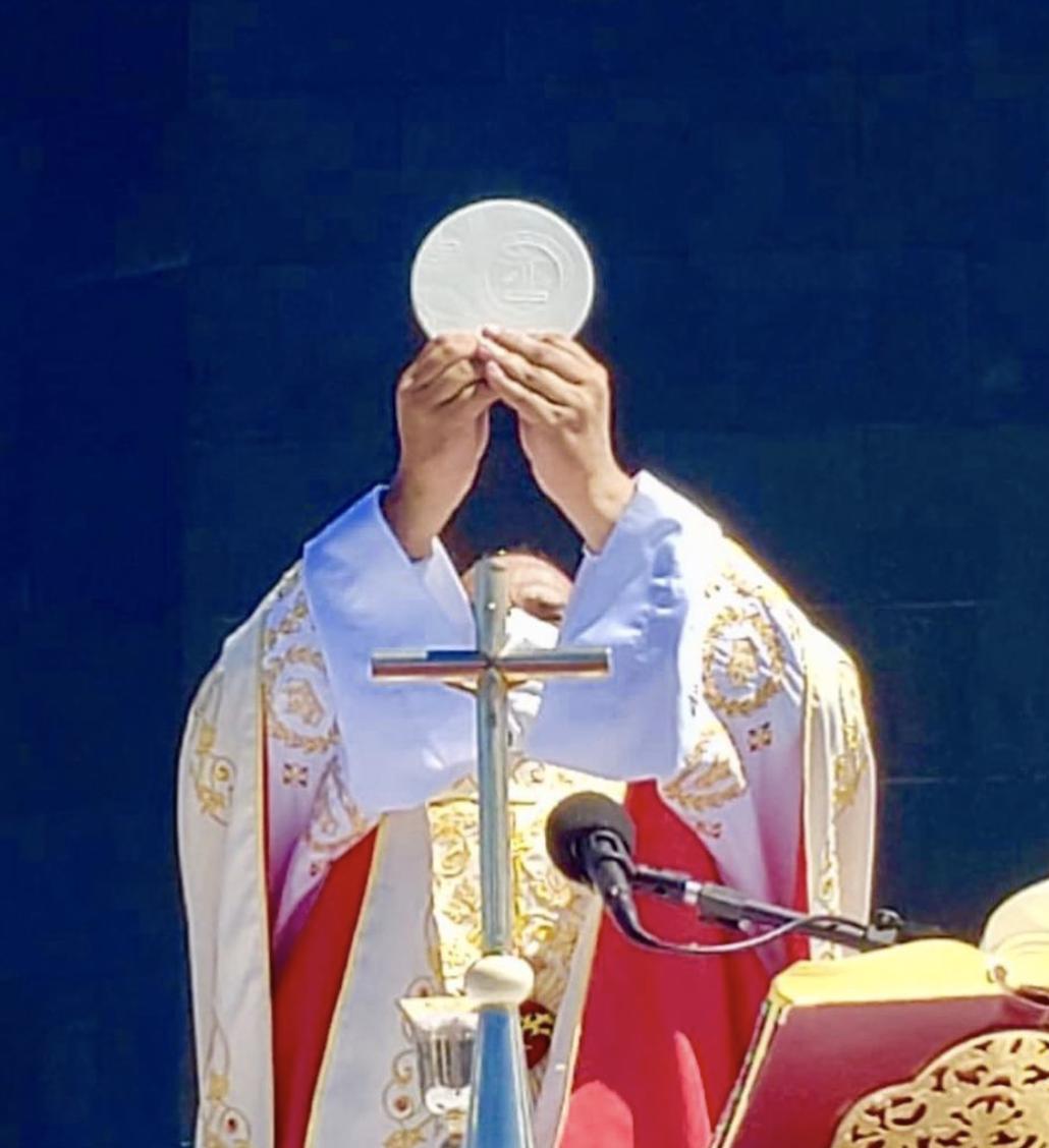 Santuário Cristo Redentor realiza Missa de Domingo de Páscoa online solidária