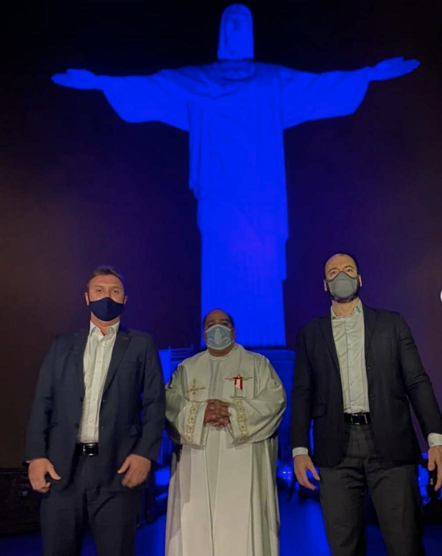 Cristo Redentor de braços abertos para o Compliance